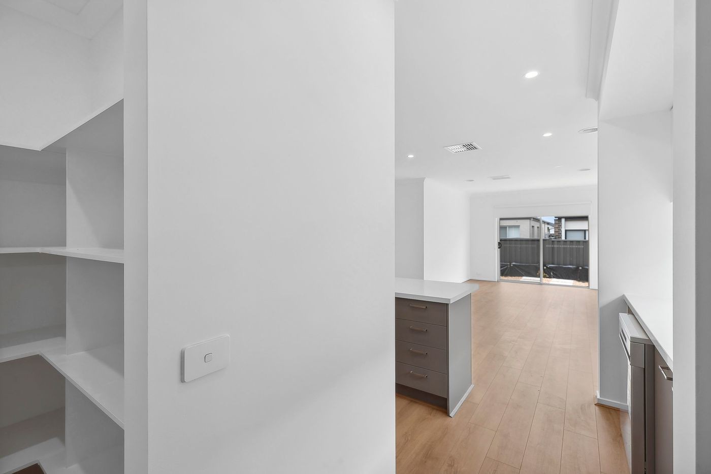 24 Yorkville Road, Kalkallo, VIC 3064, Kalkallo - Thumbnail 3