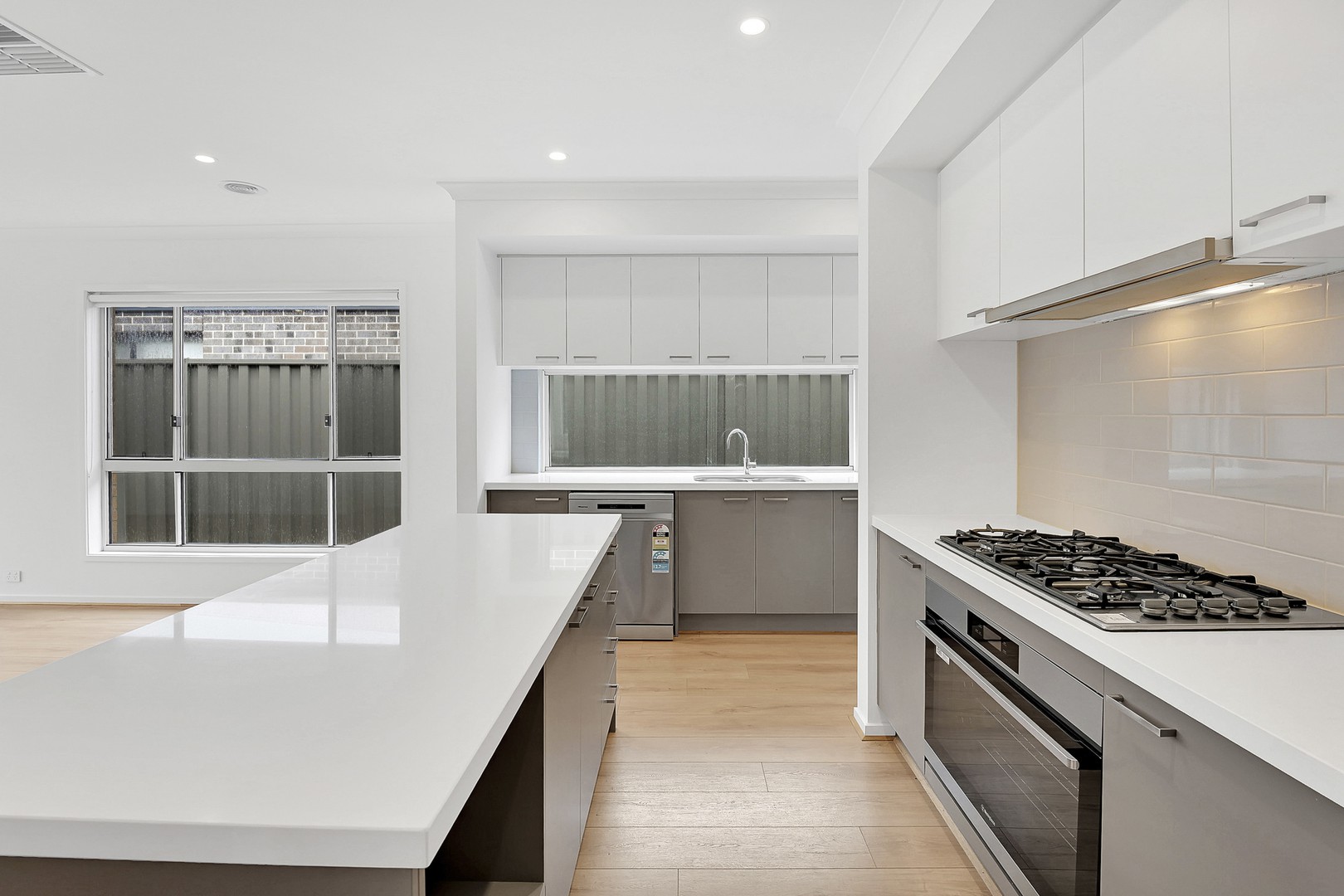 24 Yorkville Road, Kalkallo, VIC 3064 - Thumbnail 2 - 02/12/2025