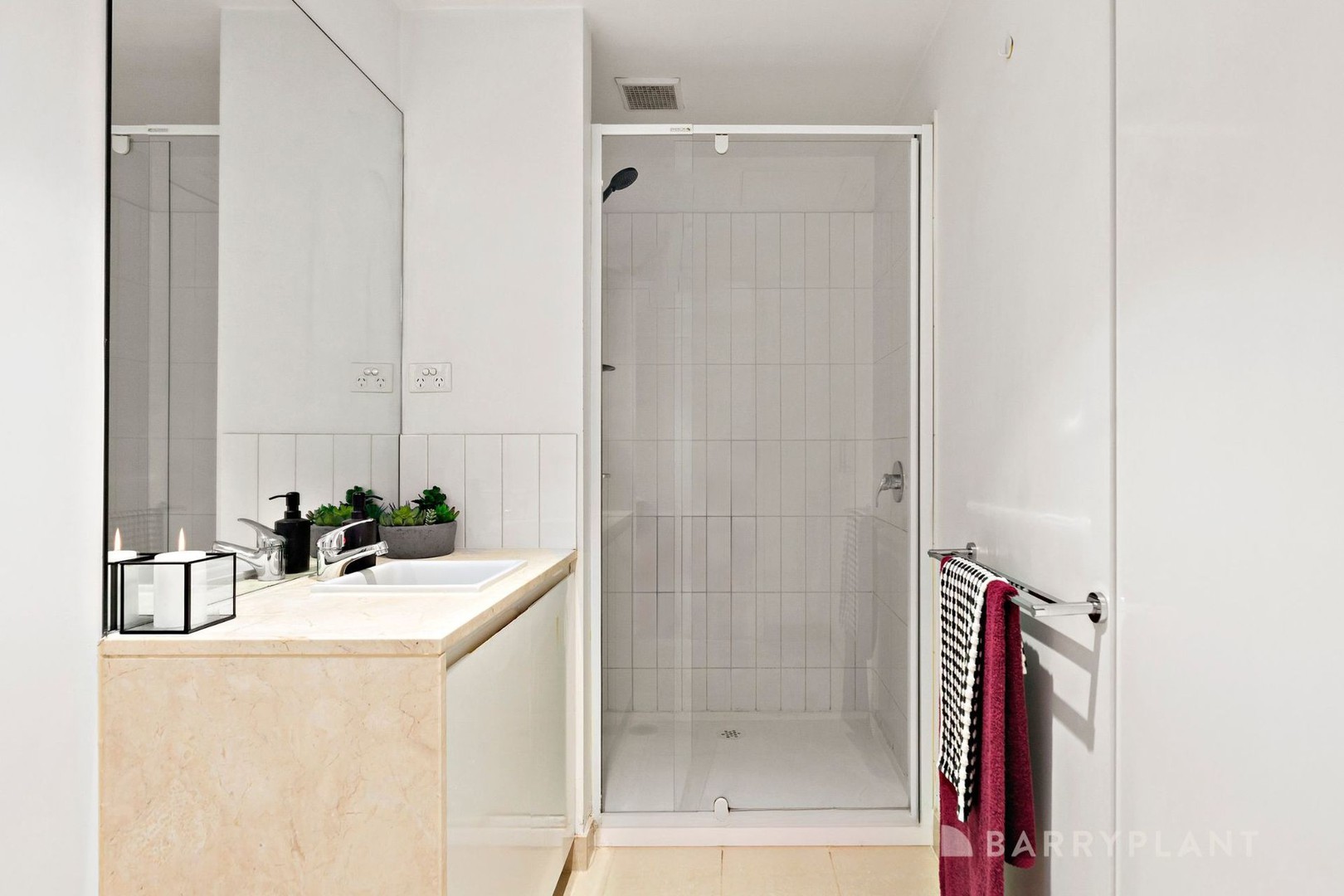 2401/8 Downie Street, Melbourne, VIC 3000, Melbourne - Thumbnail 5