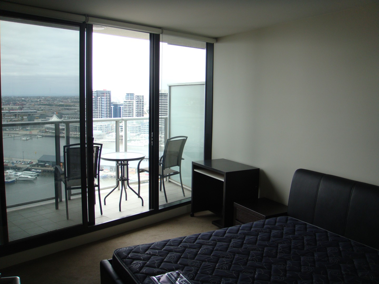 2402/100 Harbour Esplanade, Docklands, VIC 3008, Docklands - Thumbnail 4