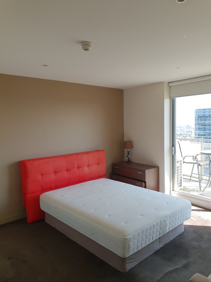 2408/288 Spencer Street, Melbourne, VIC 3000, Melbourne - Thumbnail 2