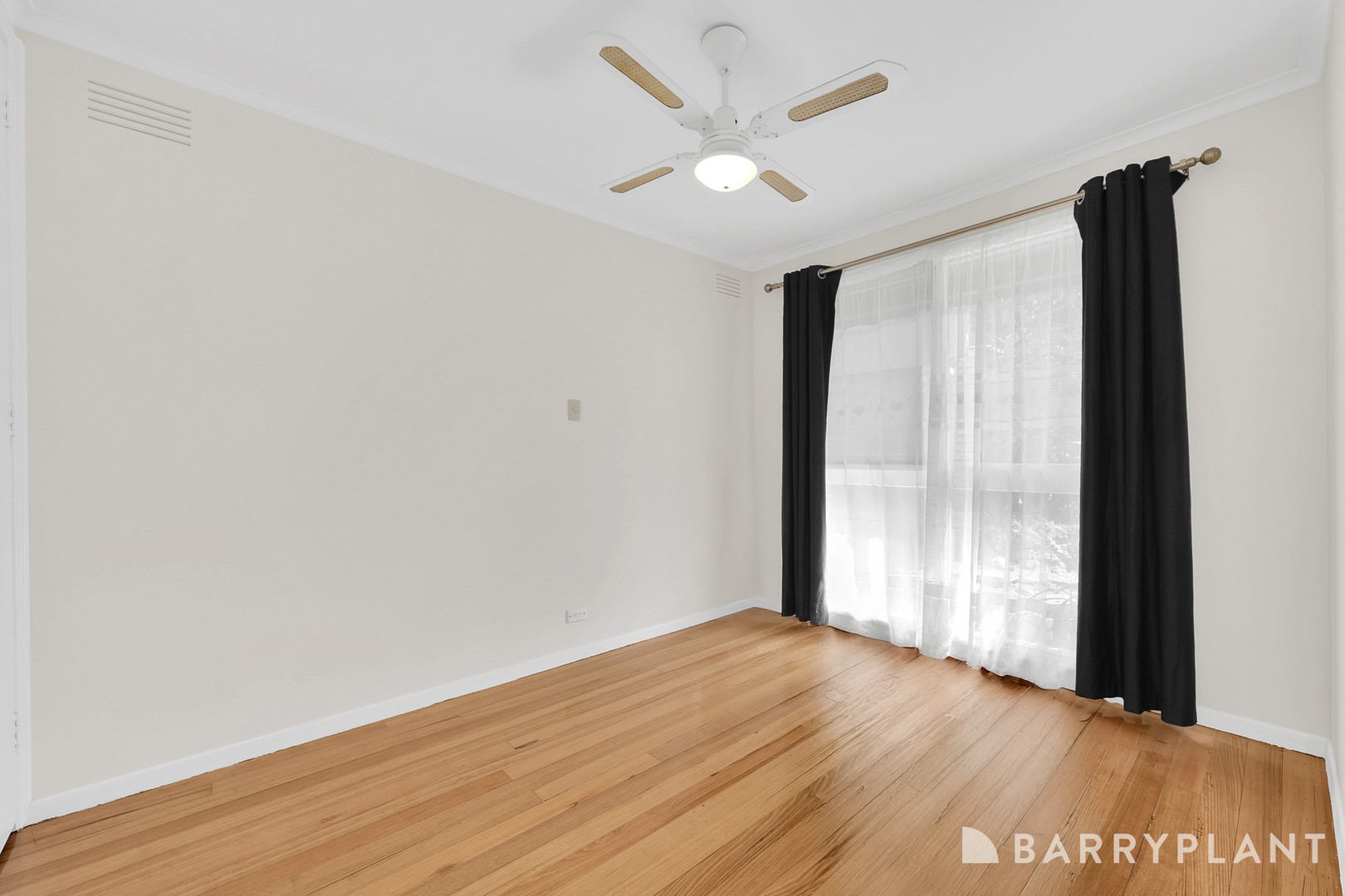 241 Greenwood Drive, Bundoora, VIC 3083, Bundoora - Thumbnail 6