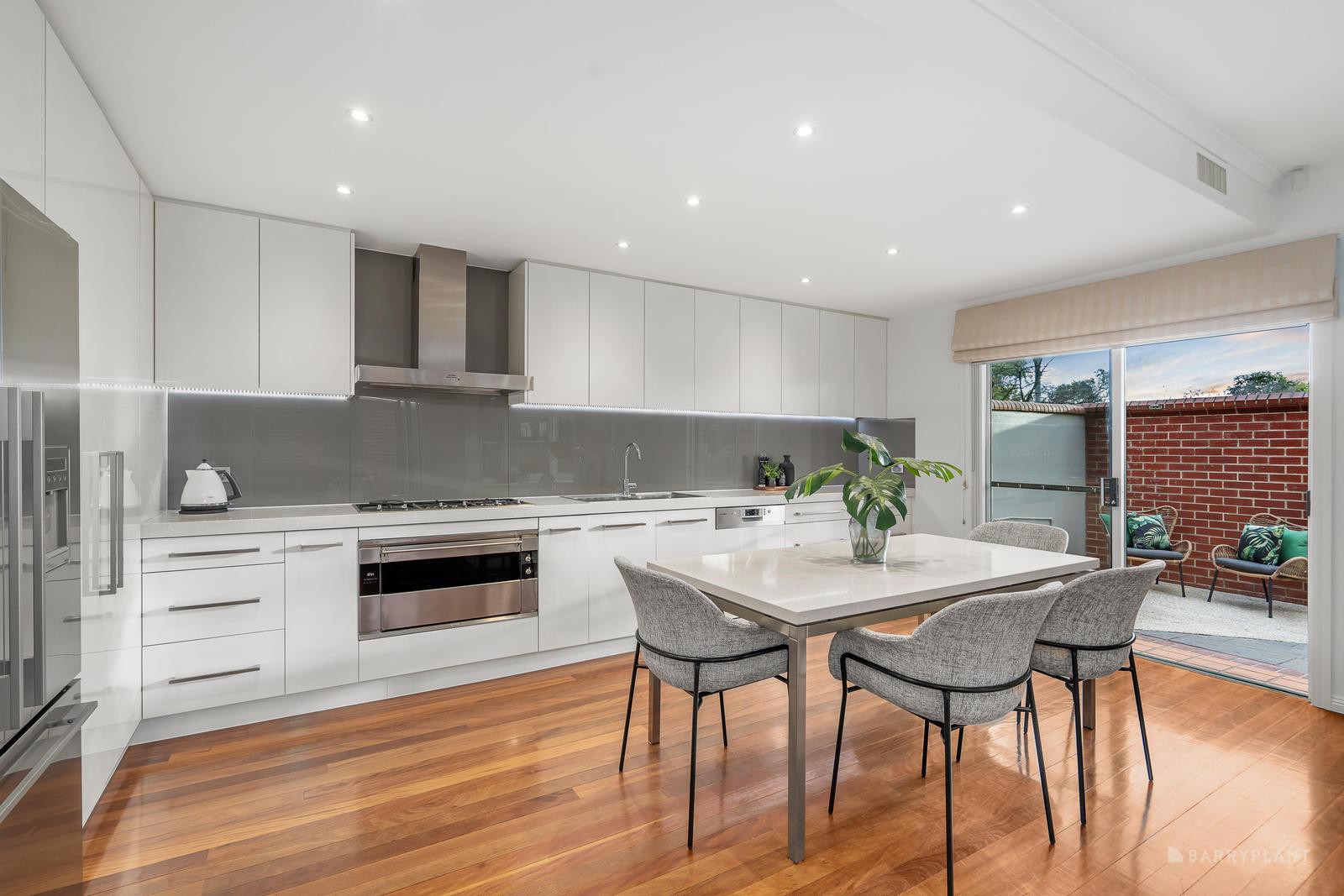 242 Blackburn Road, Doncaster East, VIC 3109, Doncaster East - Thumbnail 4