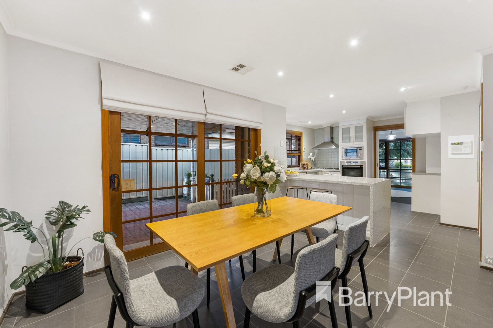 247 Sunshine Avenue, St Albans, VIC 3021, St Albans - Thumbnail 8