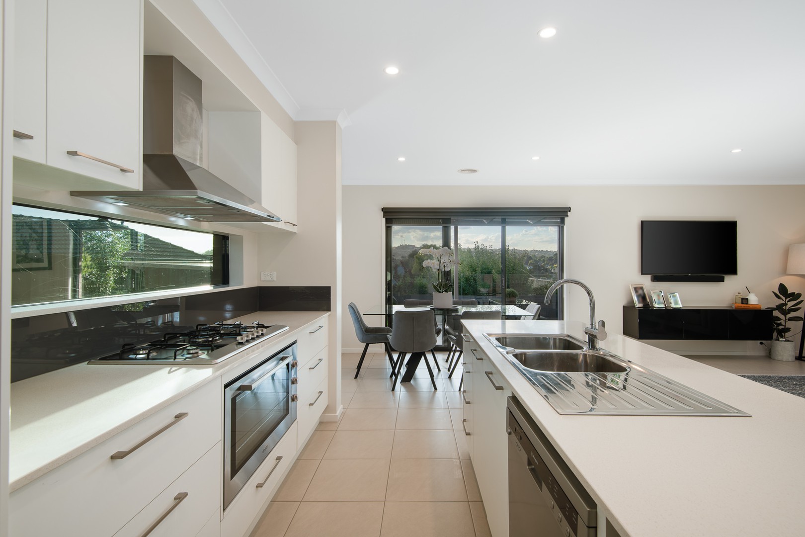 24B Iona Avenue, Belmont, VIC 3216, Belmont - Thumbnail 8