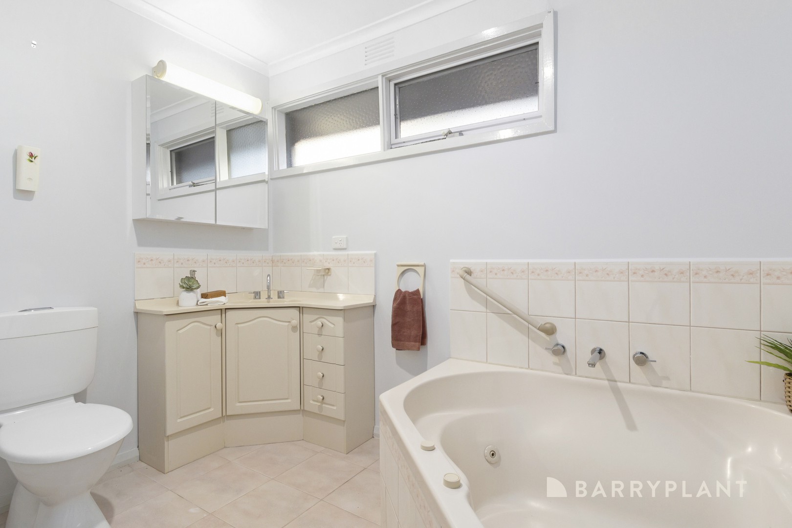 25 Aisbett Avenue, Wantirna South, VIC 3152, Wantirna South - Thumbnail 4