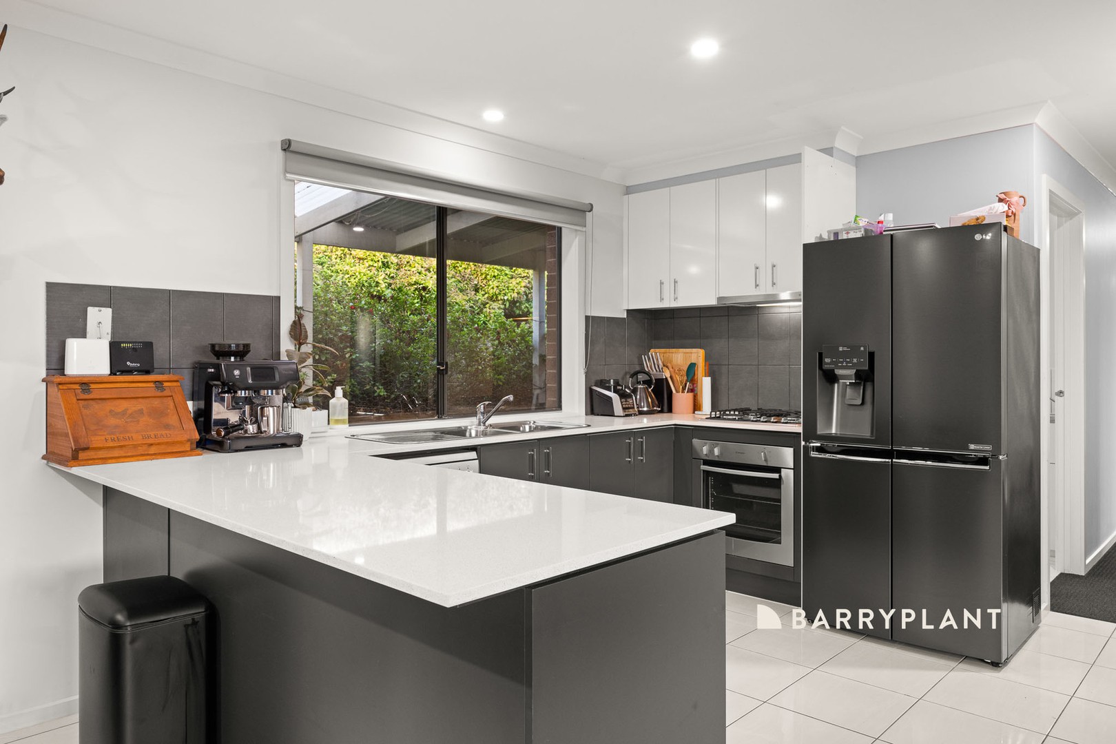 25 Ajax Street, Drouin, VIC 3818 - Thumbnail 2 - 11/12/2025