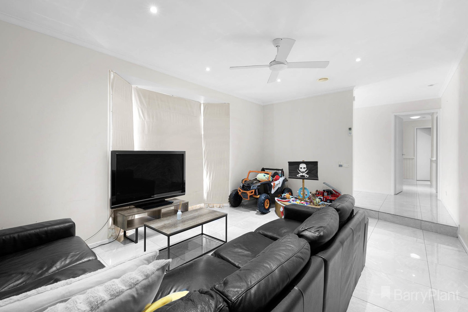 25 Anaconda Road, Narre Warren, VIC 3805, Narre Warren - Thumbnail 2