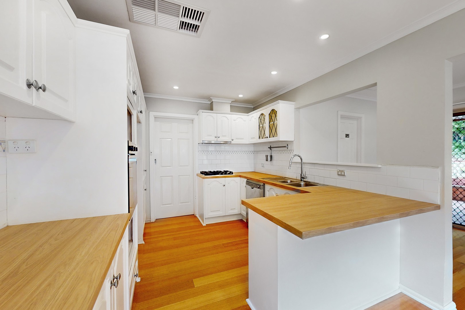 25 Anderson Parade, Bundoora, VIC 3083, Bundoora - Thumbnail 5