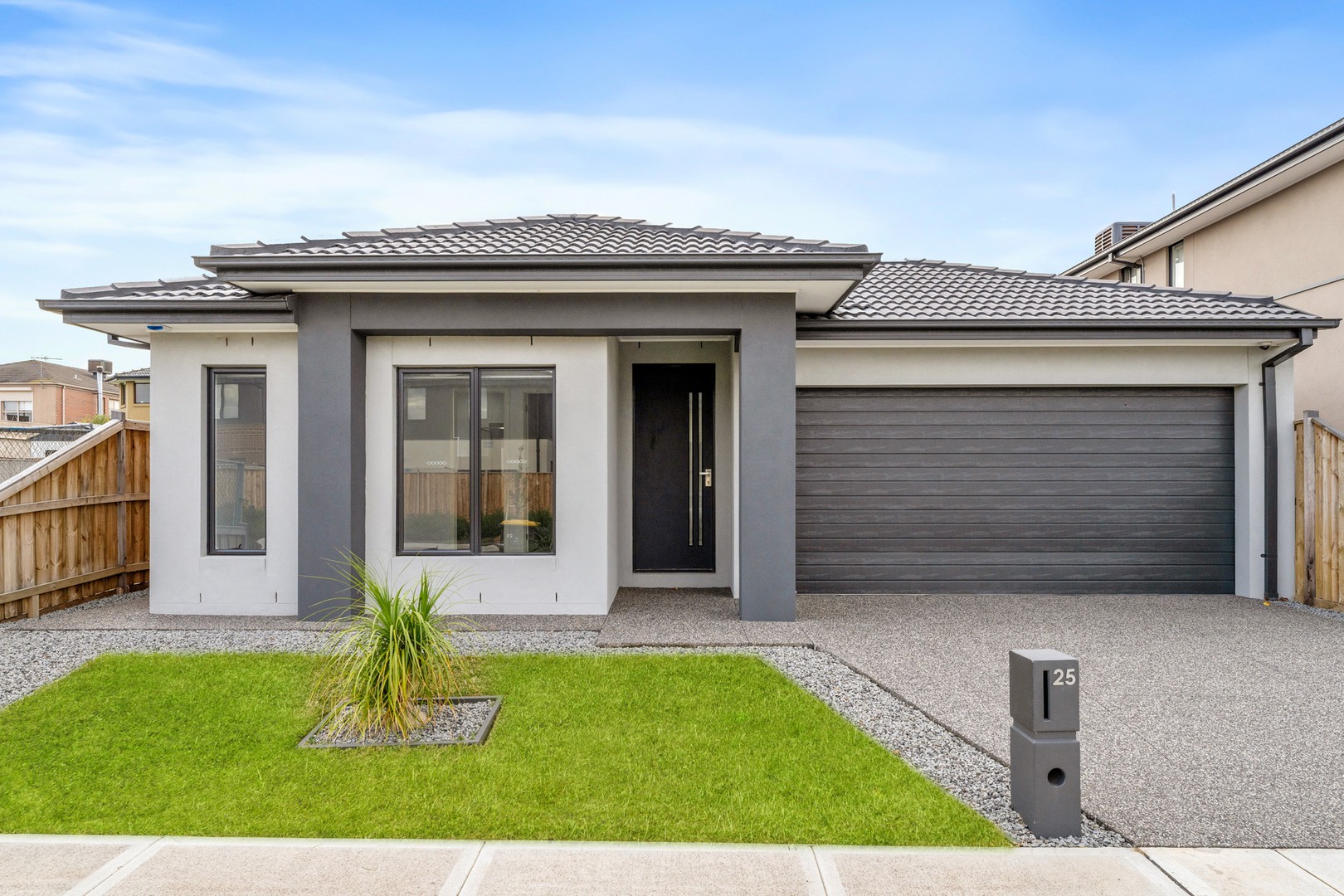 25 Appaloosa Avenue, Taylors Lakes, VIC 3038, Taylors Lakes - Thumbnail 2