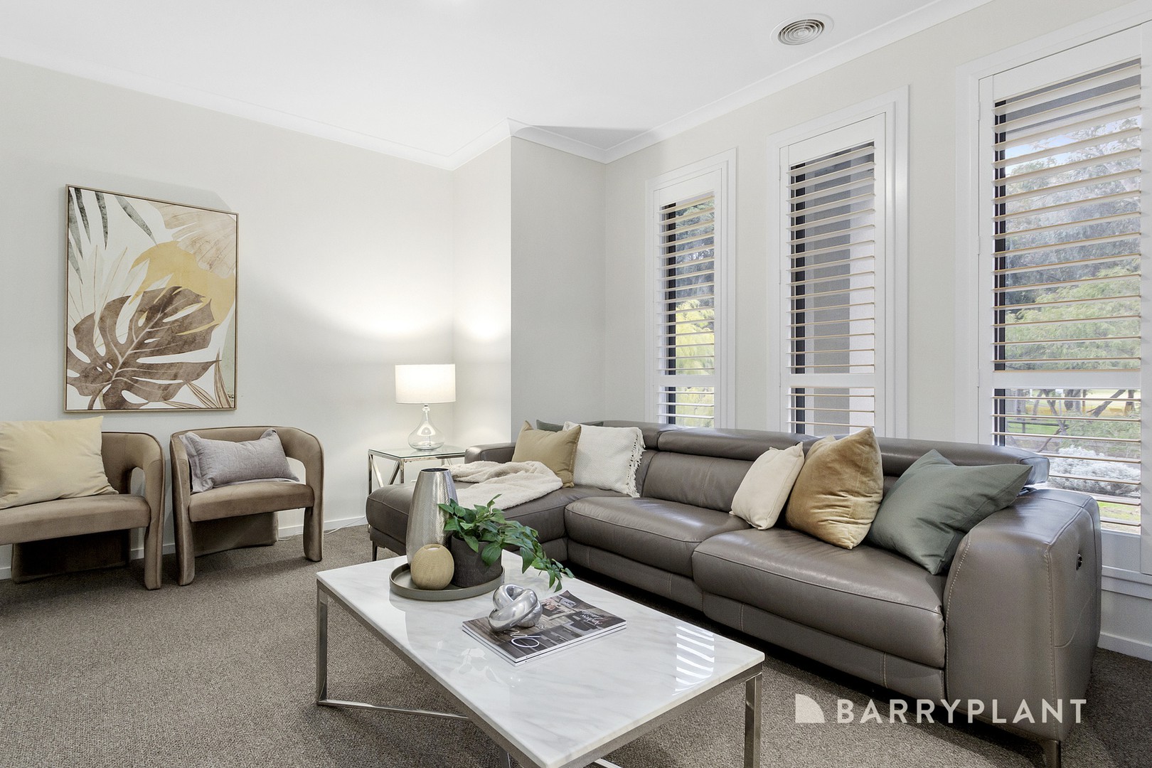 25 Argyle Way, Wantirna South, VIC 3152 - Thumbnail 2 - 04/09/2025