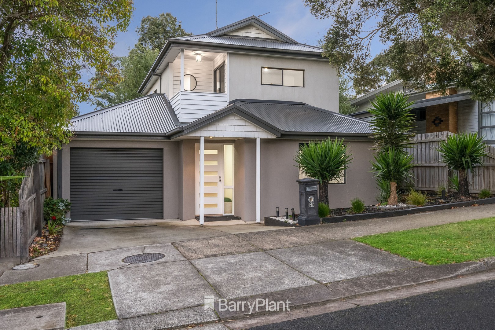 25 Arkana Avenue, Highton, VIC 3216, Highton - Thumbnail 2