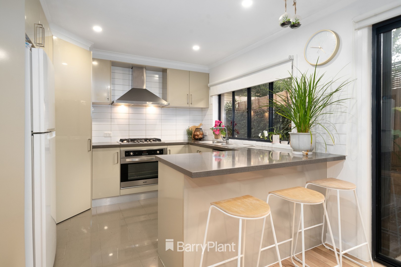 25 Arkana Avenue, Highton, VIC 3216, Highton - Thumbnail 7