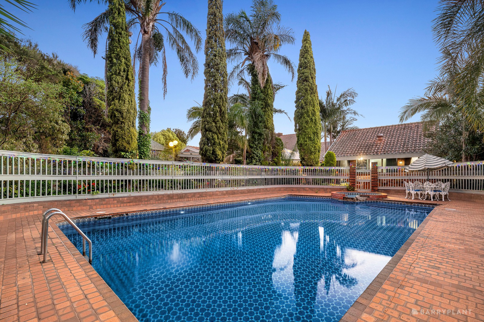 25 Bamfield Close, Templestowe, VIC 3106 - Thumbnail 2 - 23/01/2026