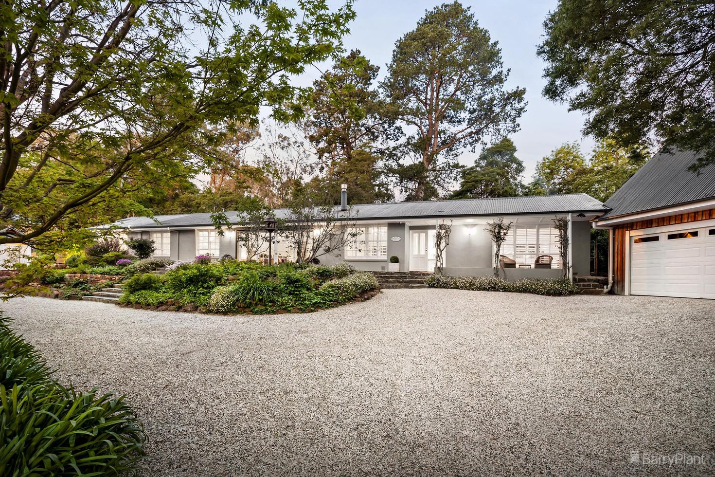 25 Bickleigh Vale Road, Mooroolbark, VIC 3138, Mooroolbark - Thumbnail 2