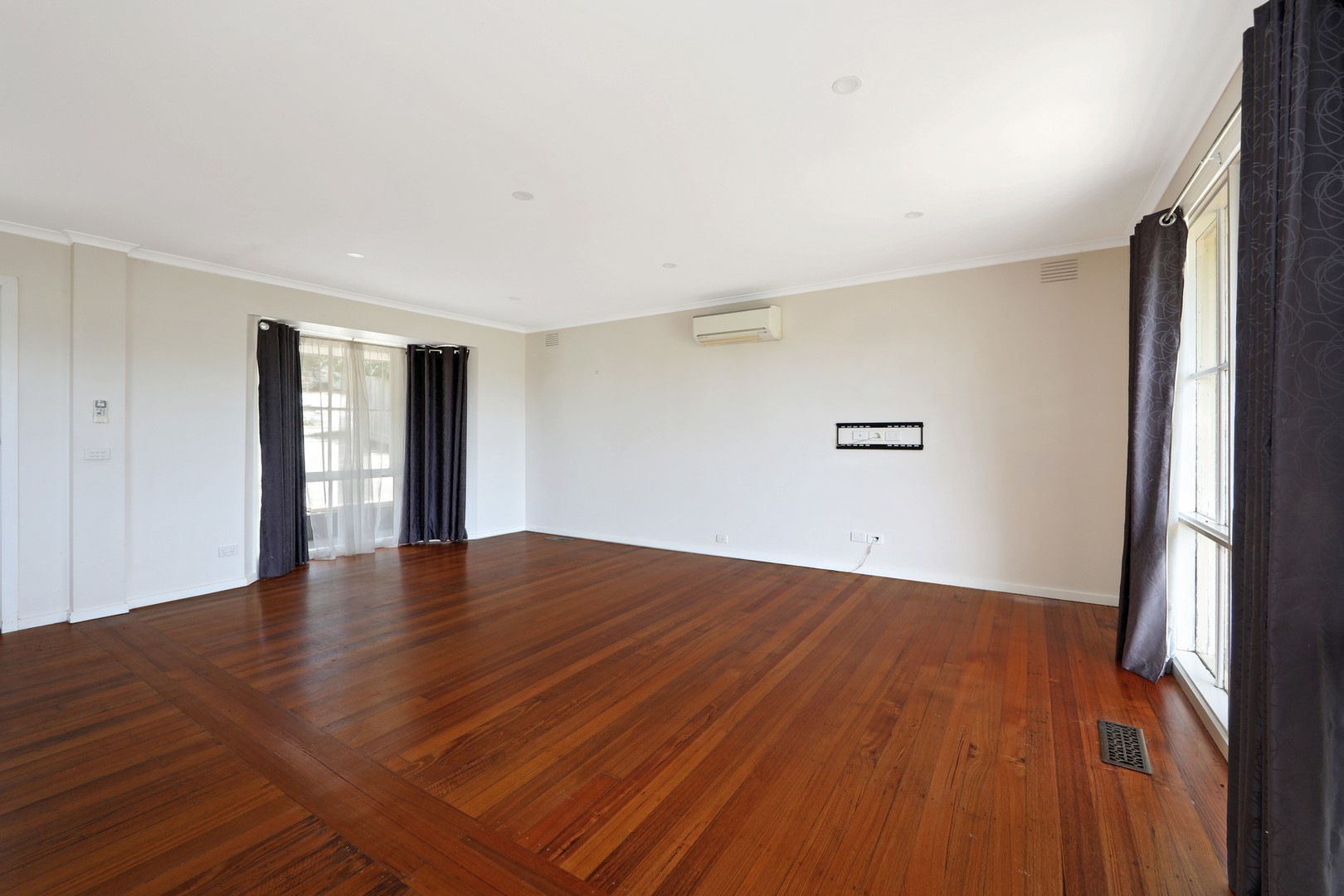 25 Blucher Street, Ferntree Gully, VIC 3156, Ferntree Gully - Thumbnail 4