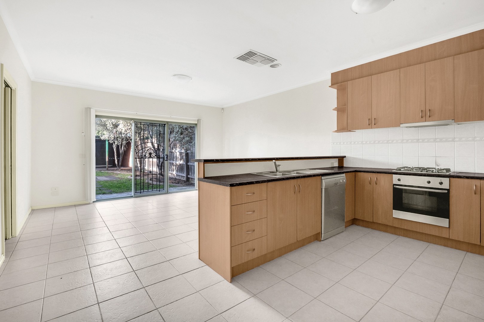 25 Boyden Square, Roxburgh Park, VIC 3064, Roxburgh Park - Thumbnail 7