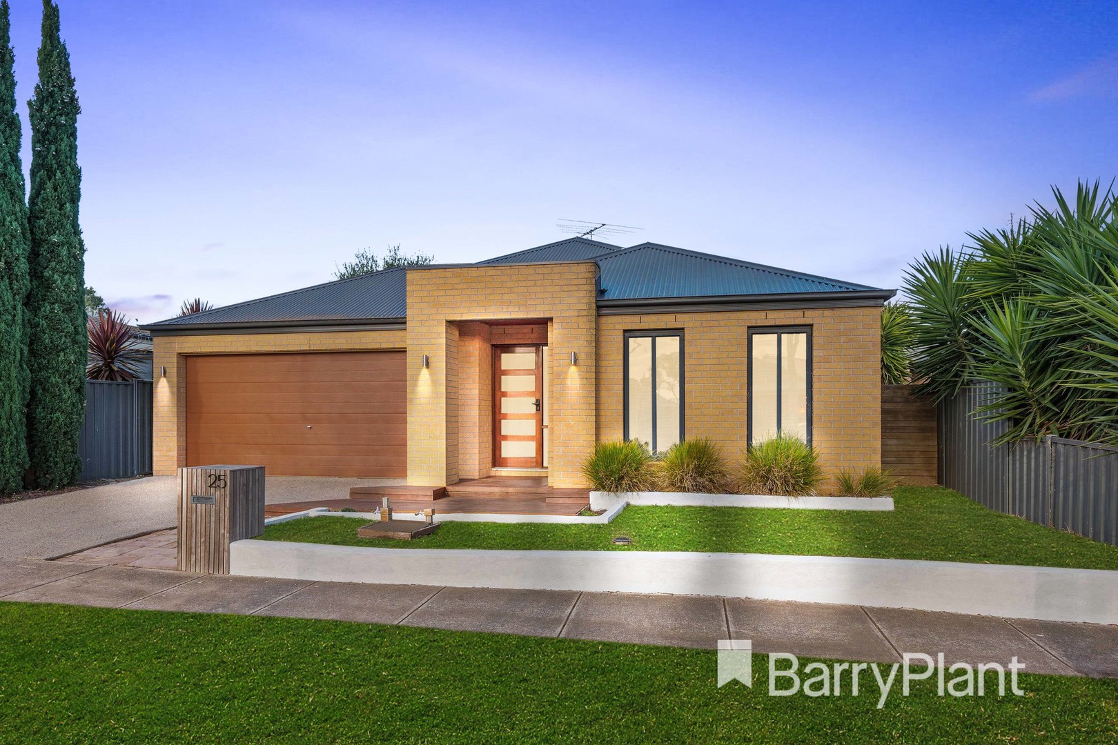 25 Bungalook Street, Manor Lakes, VIC 3024, Manor Lakes - Thumbnail 2