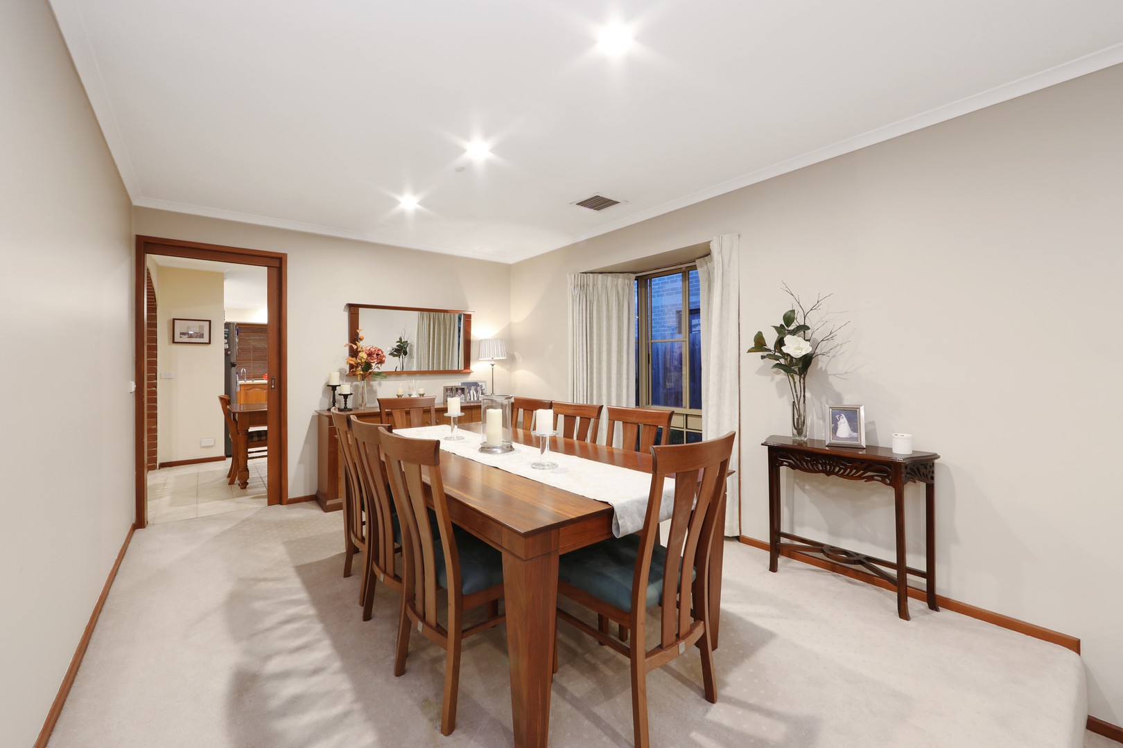 25 Cairn Curren Close, Rowville, VIC 3178, Rowville - Thumbnail 3