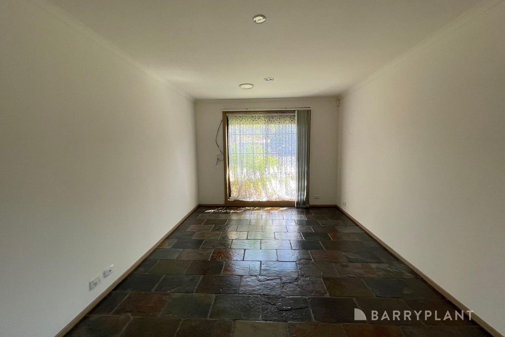 25 Callander Crescent, Hoppers Crossing, VIC 3029, Hoppers Crossing - Thumbnail 4