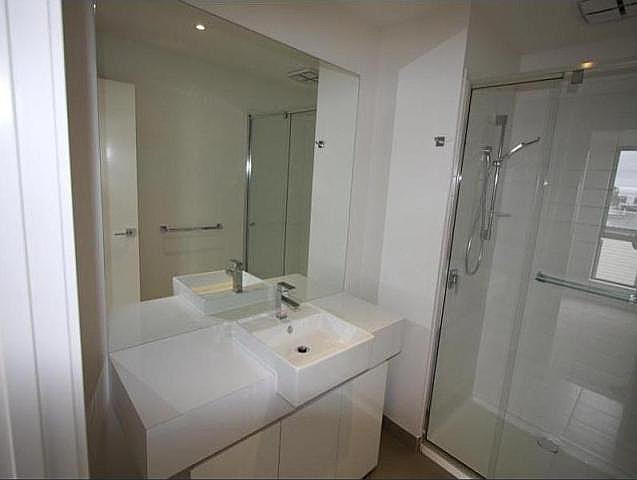 25 Central Park Walk, Cheltenham, VIC 3192, Cheltenham - Thumbnail 6