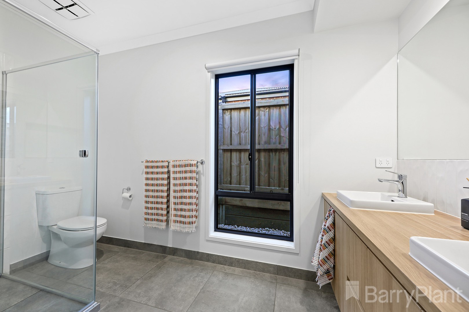 25 Cloverleaf Crescent, Drouin, VIC 3818, Drouin - Thumbnail 4