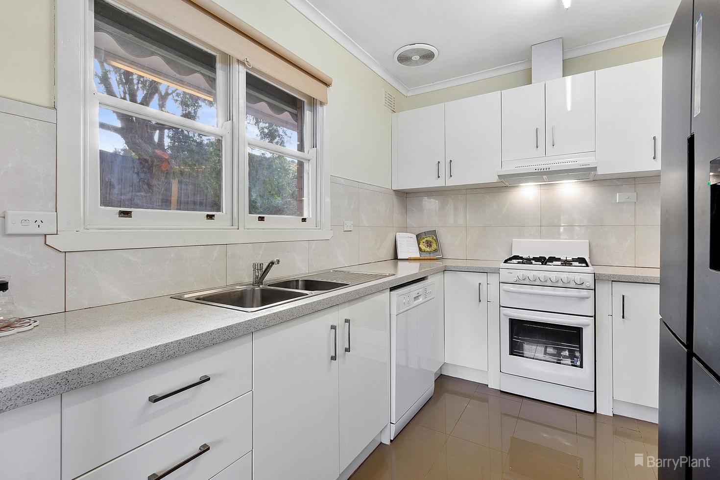 25 Coolabah Street, Doncaster, VIC 3108, Doncaster - Thumbnail 4