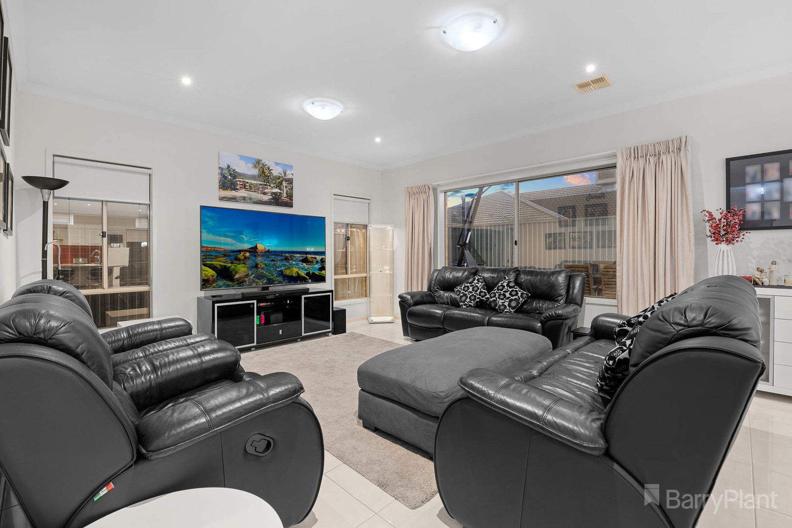 25 Cormorant Parade, Pakenham, VIC 3810, Pakenham - Thumbnail 8