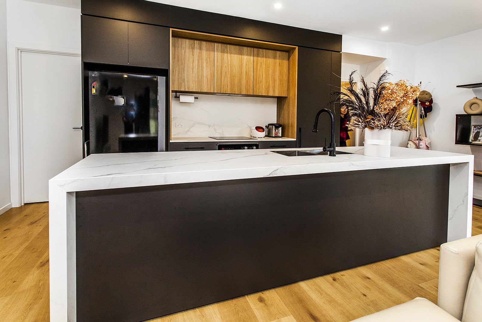 25 Currawong Street, Preston, VIC 3072 - Thumbnail 2 - 08/04/2026