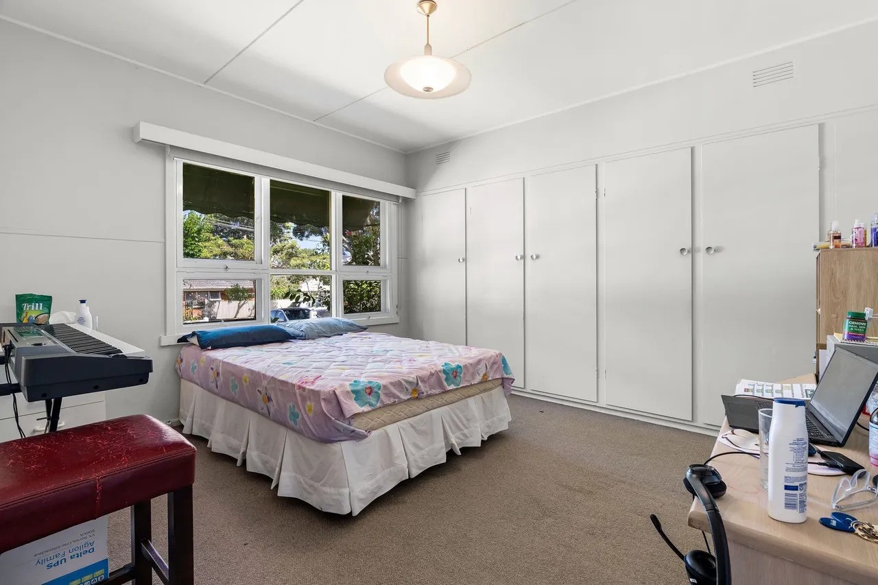 25 Deakin Street, Mitcham, VIC 3132, Mitcham - Thumbnail 5