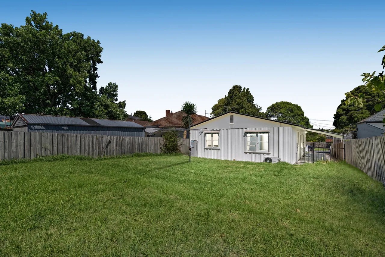 25 Deakin Street, Mitcham, VIC 3132, Mitcham - Thumbnail 8