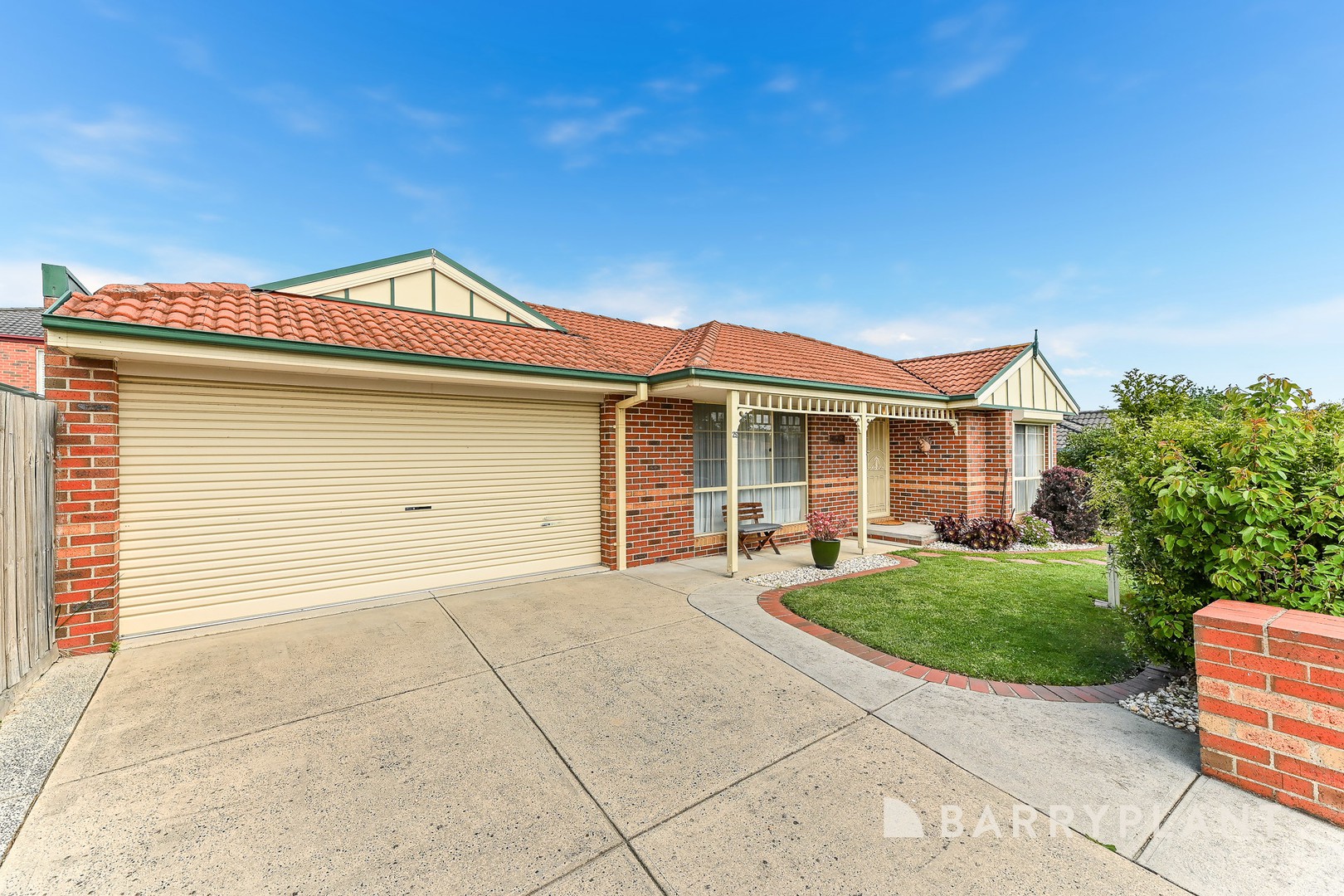 25 Denver Drive, Narre Warren, VIC 3805 - Thumbnail 2 - 15/10/2025