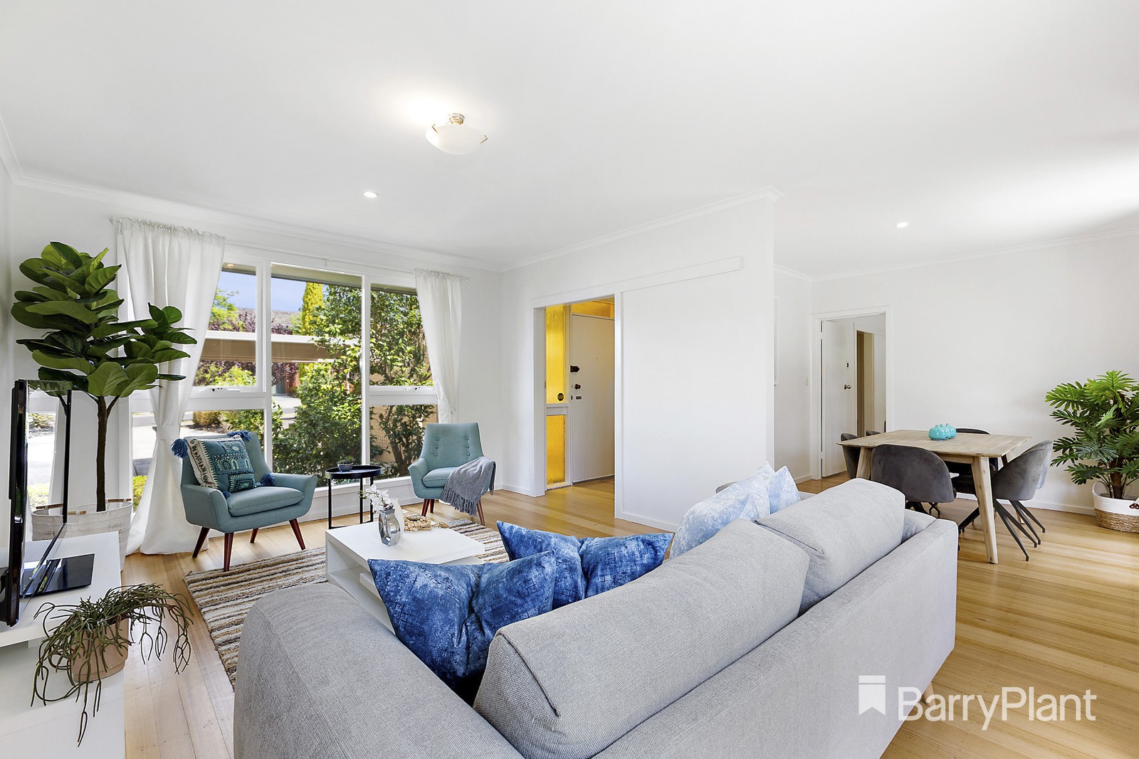 25 Eastleigh DriveGlen Waverley, VIC 3150, Glen Waverley - Thumbnail 3