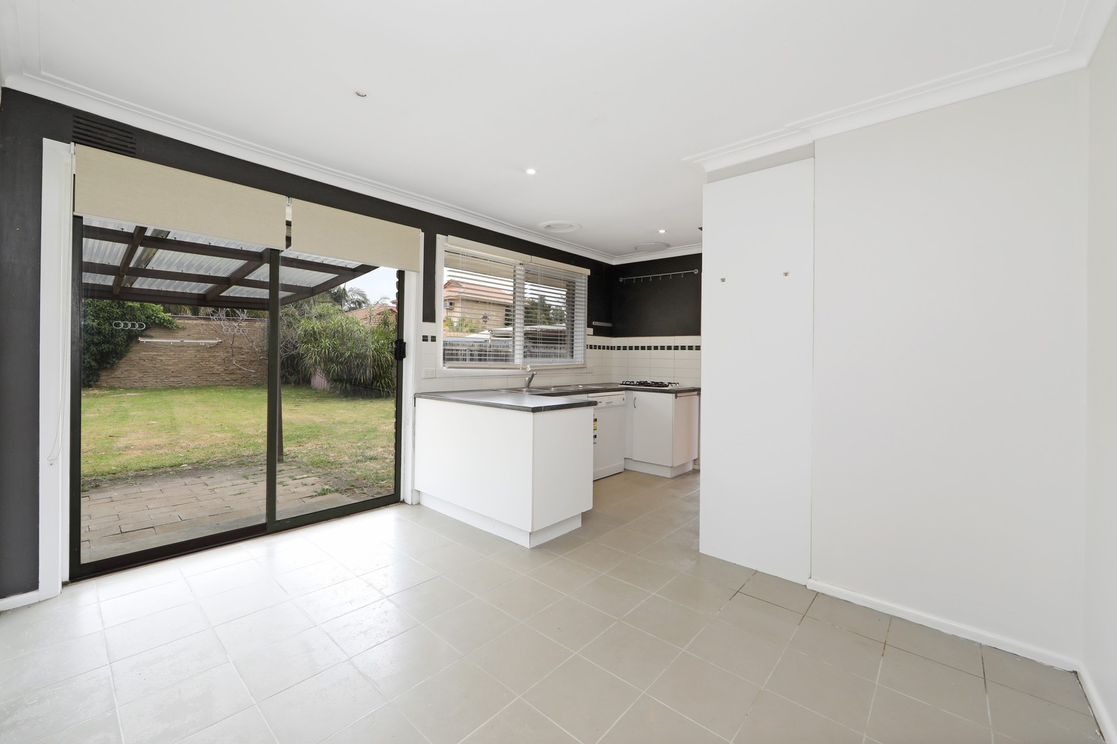 25 Elliot Street, Knoxfield, VIC 3180, Knoxfield - Thumbnail 3