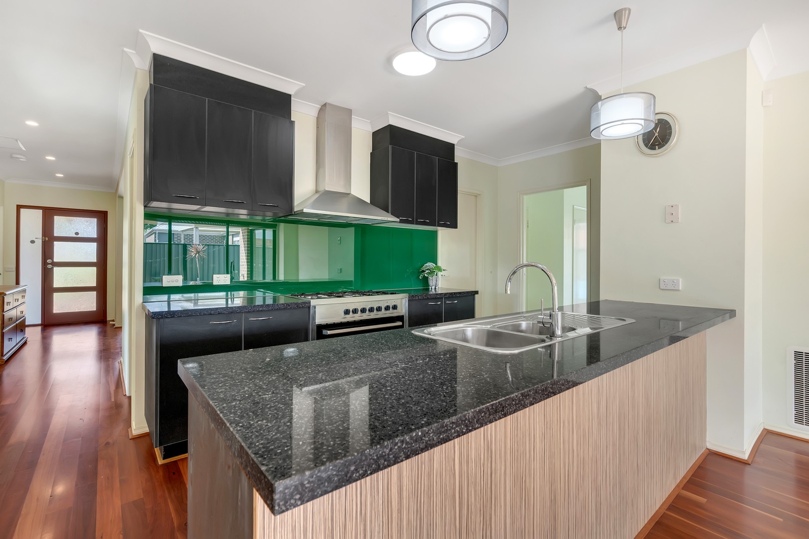 25 Fairhaven Boulevard, Craigieburn, VIC 3064, Craigieburn - Thumbnail 2