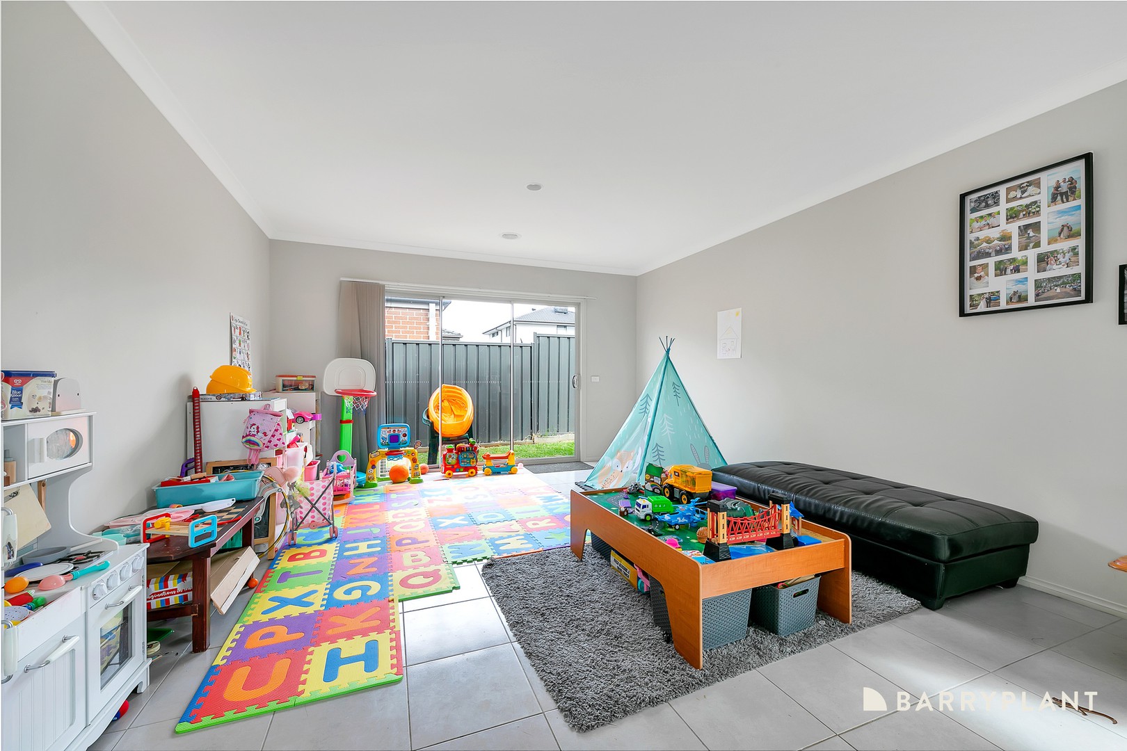 25 Feodora Crescent, Narre Warren, VIC 3805, Narre Warren - Thumbnail 5
