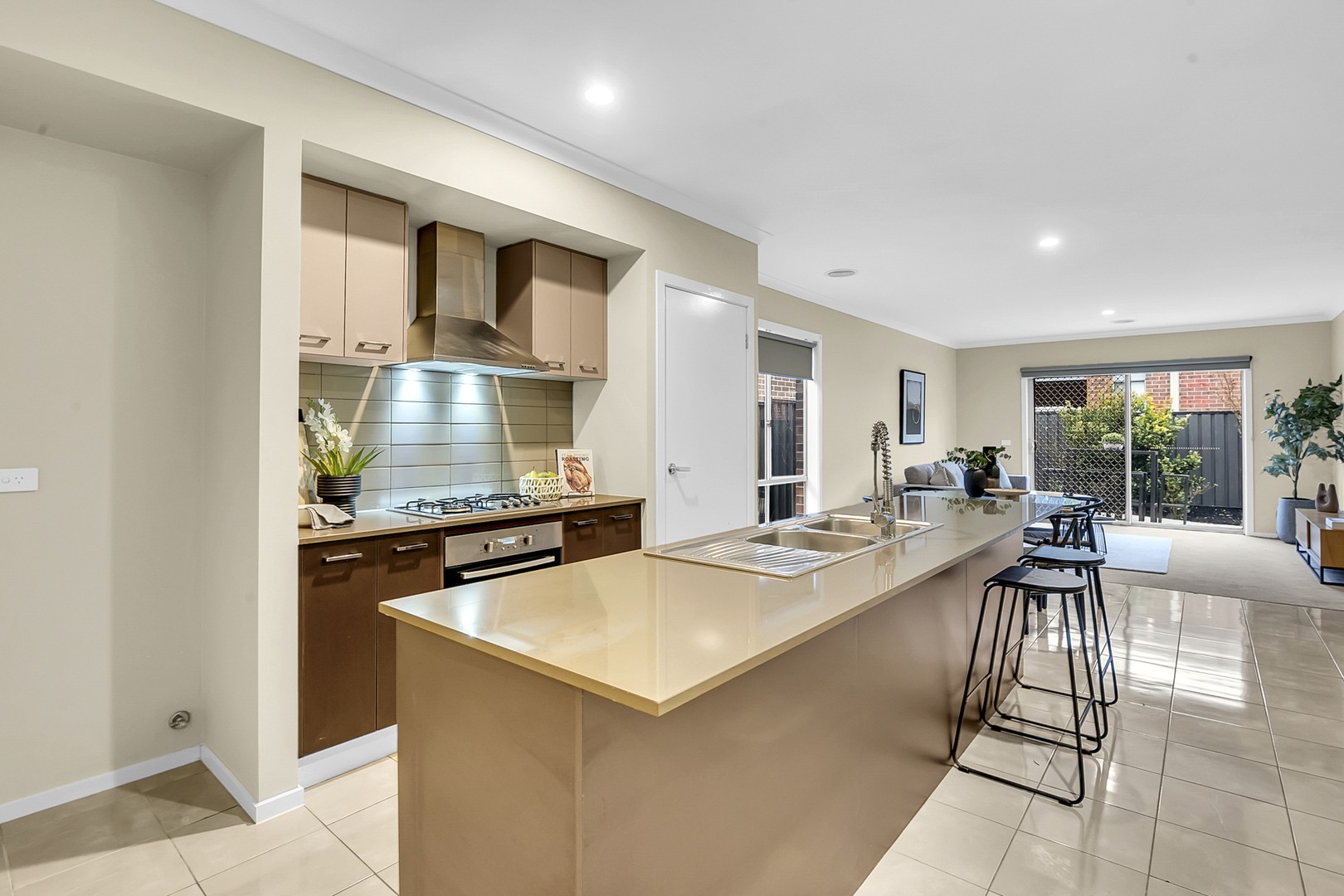 25 Fermont Avenue, Craigieburn, VIC 3064, Craigieburn - Thumbnail 3