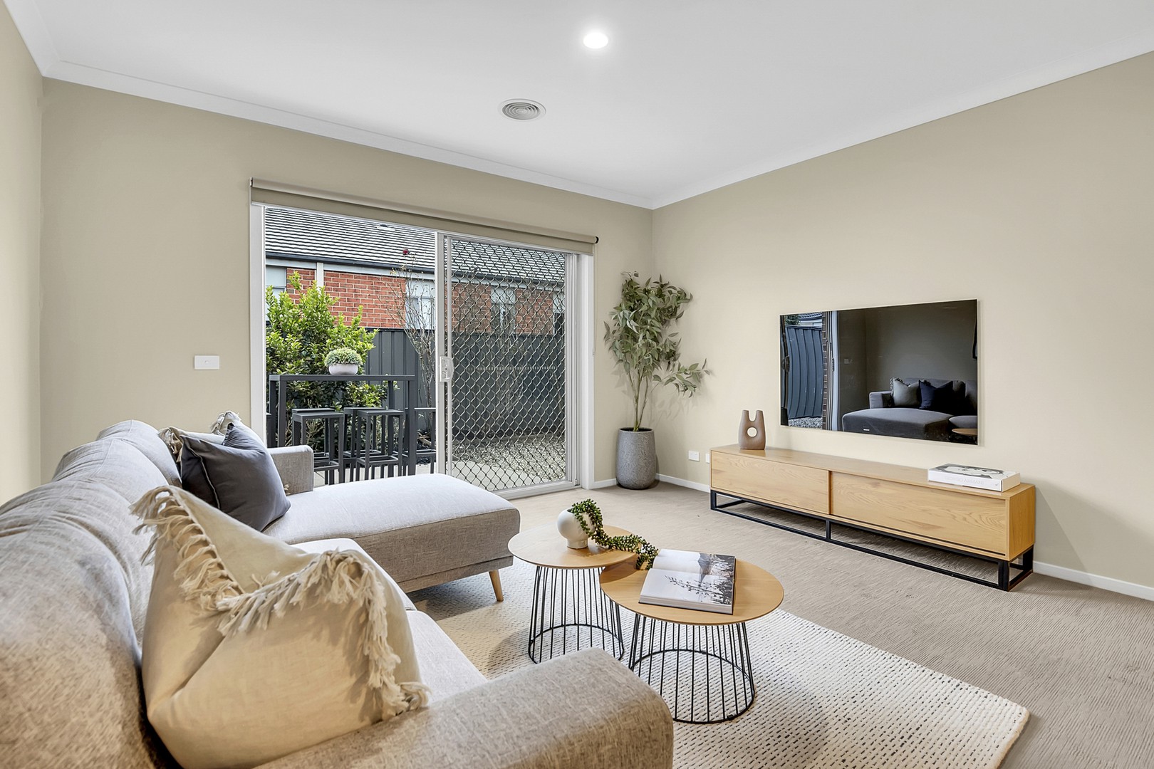 25 Fermont Avenue, Craigieburn, VIC 3064, Craigieburn - Thumbnail 8