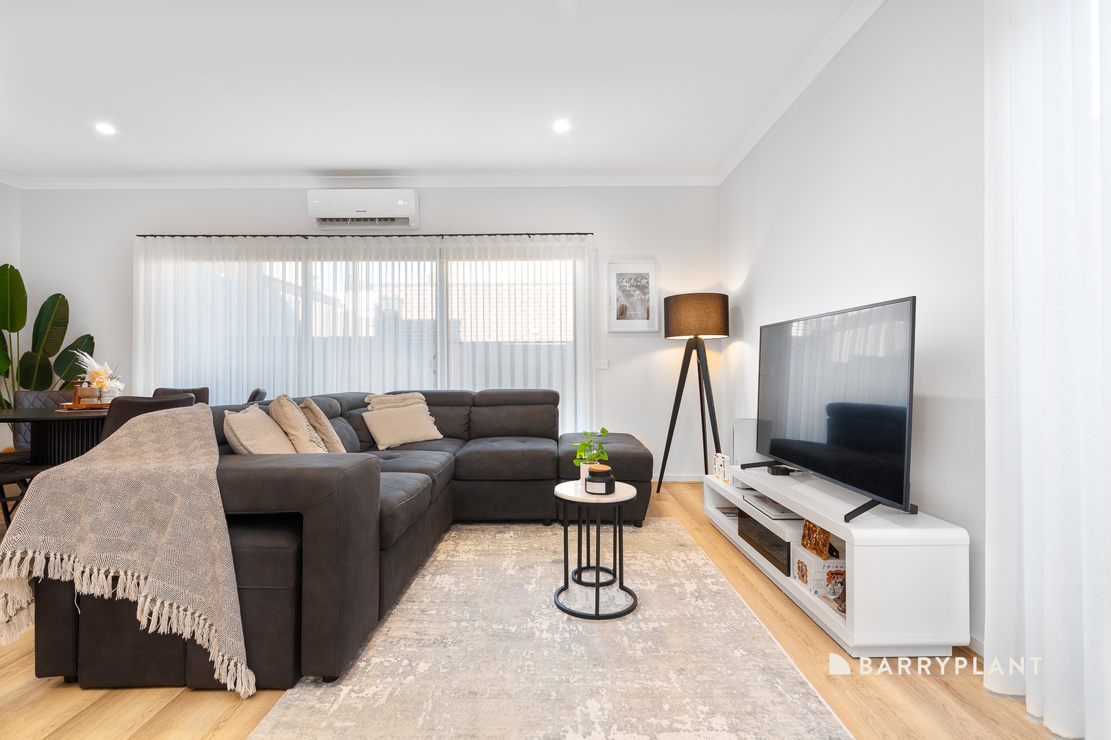 25 Gagan Crescent, South Morang, VIC 3752, South Morang - Thumbnail 4