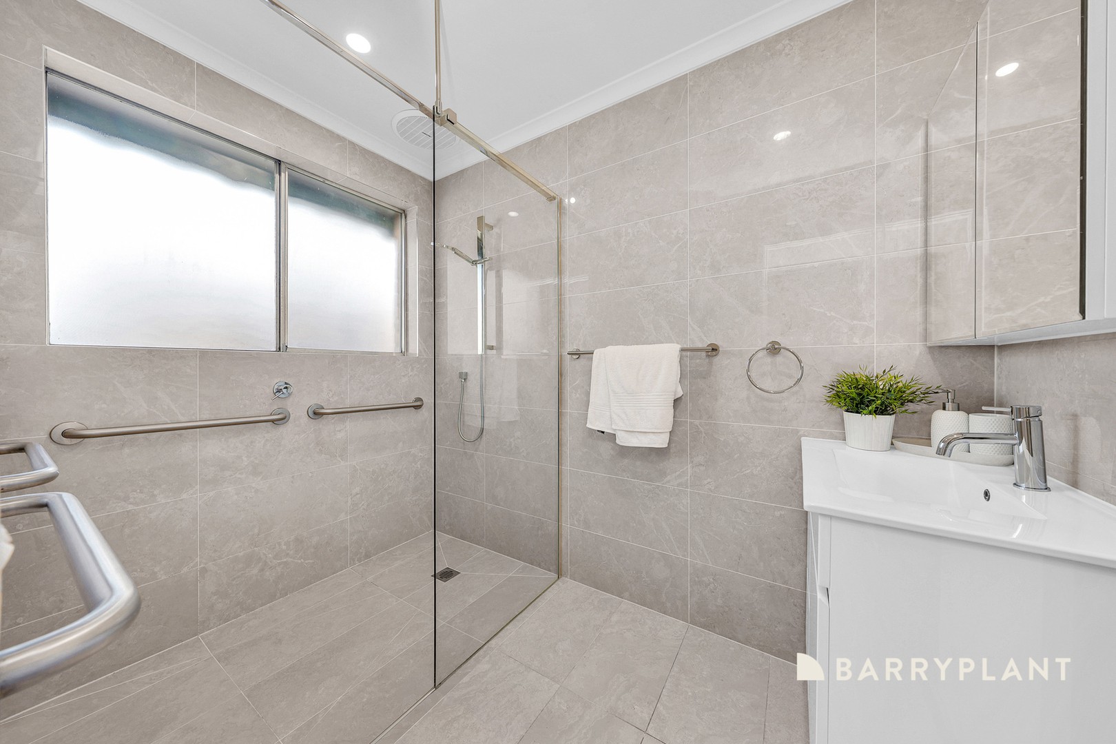 25 Greenbrook Drive, Epping, VIC 3076, Epping - Thumbnail 8