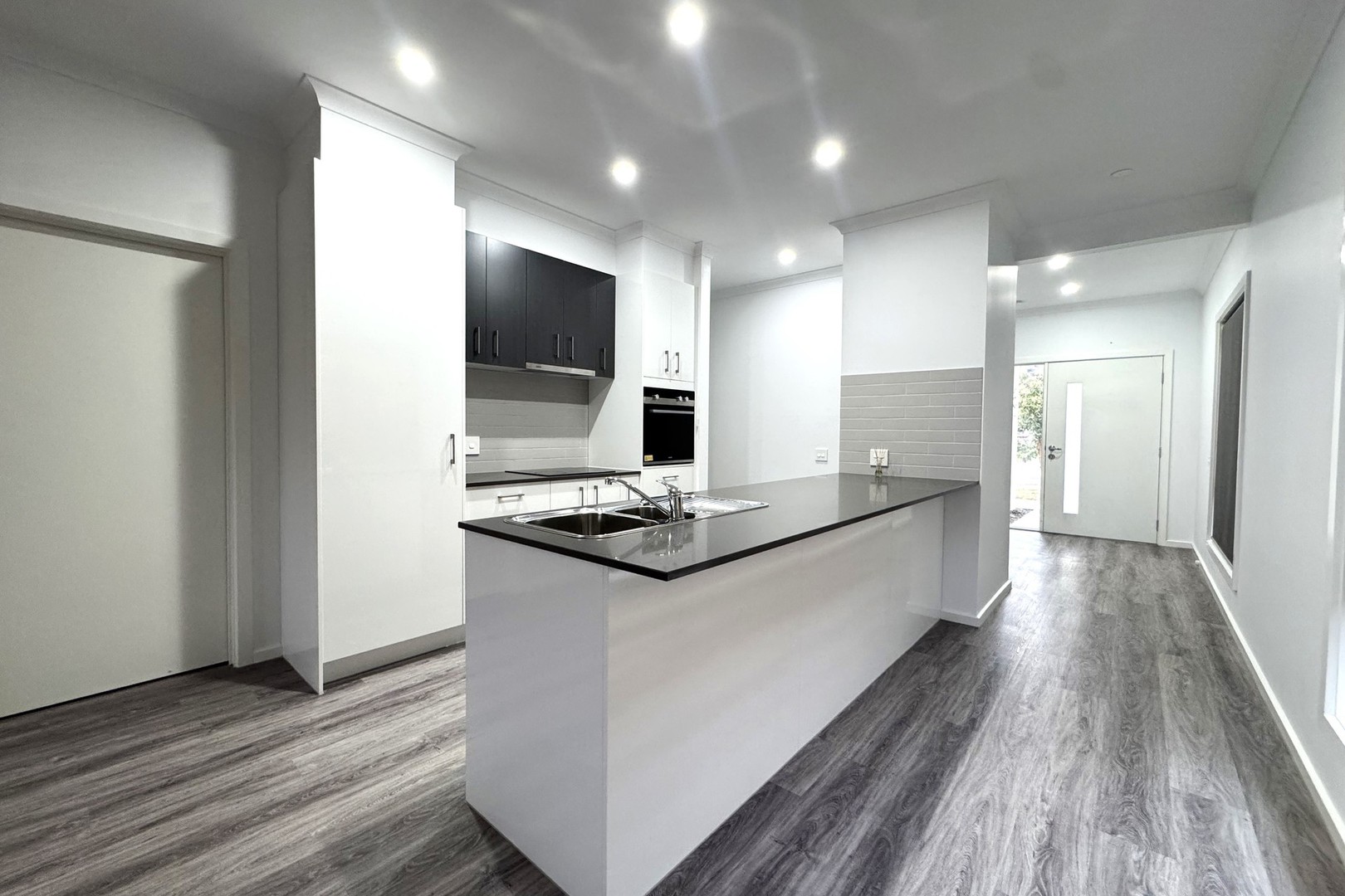 25 Hamish Road, Darley, VIC 3340 - Thumbnail 2 - 03/11/2025