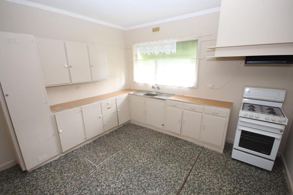 25 Hendy Street, Corio, VIC 3214 - Thumbnail 2 - 16/12/2021