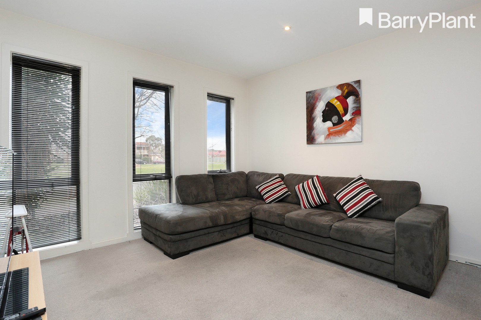 25 Hyde Park Terrace, Point Cook, VIC 3030, Point Cook - Thumbnail 4