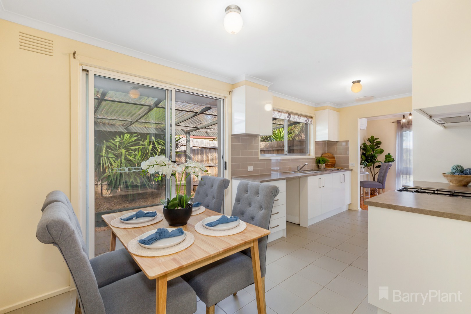 25 Isaacs CloseSunbury, VIC 3429, Sunbury - Thumbnail 8
