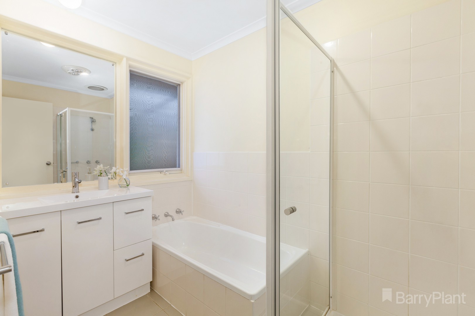 25 Isaacs CloseSunbury, VIC 3429, Sunbury - Thumbnail 3