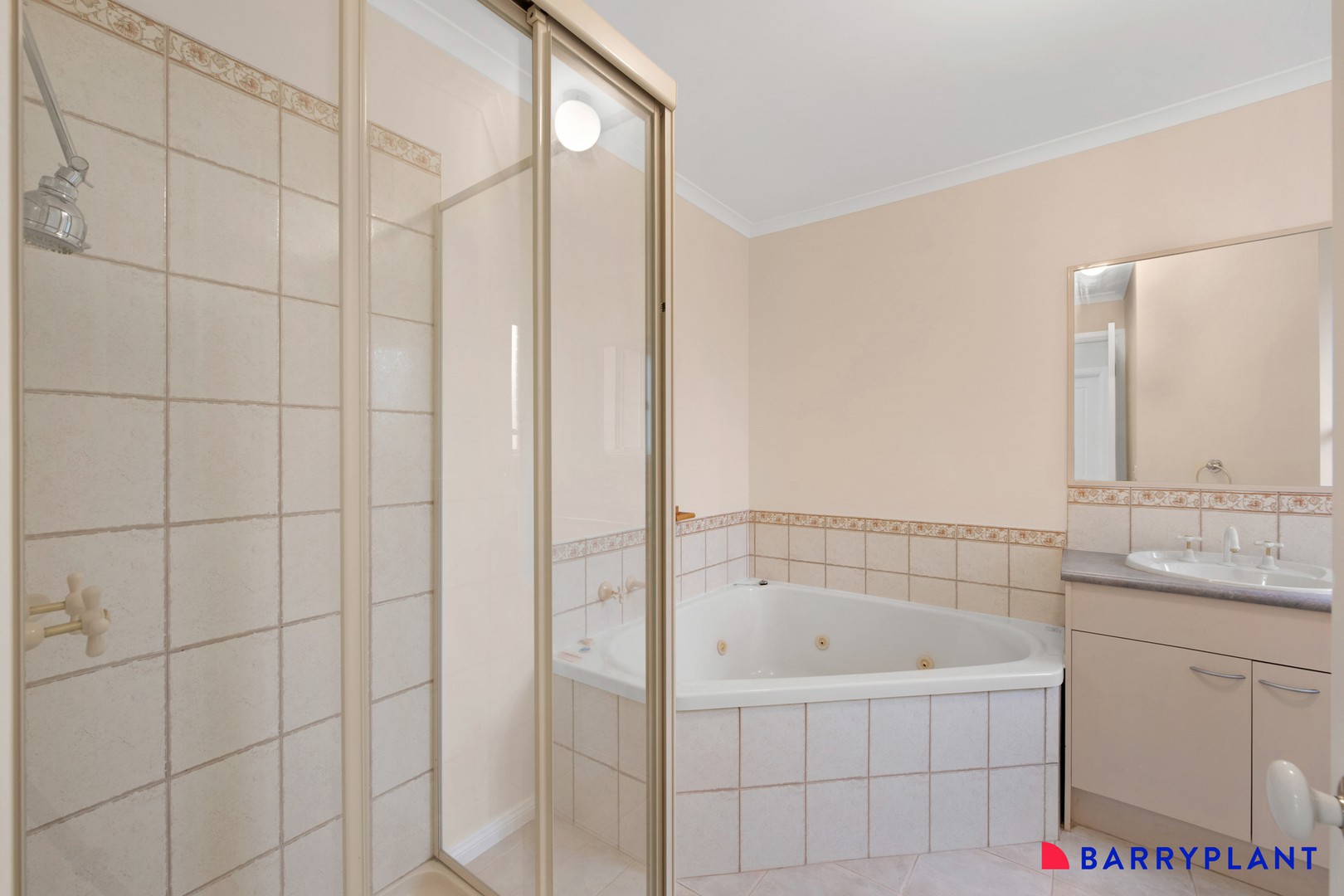 25 Island Place, Mill Park, VIC 3082, Mill Park - Thumbnail 8