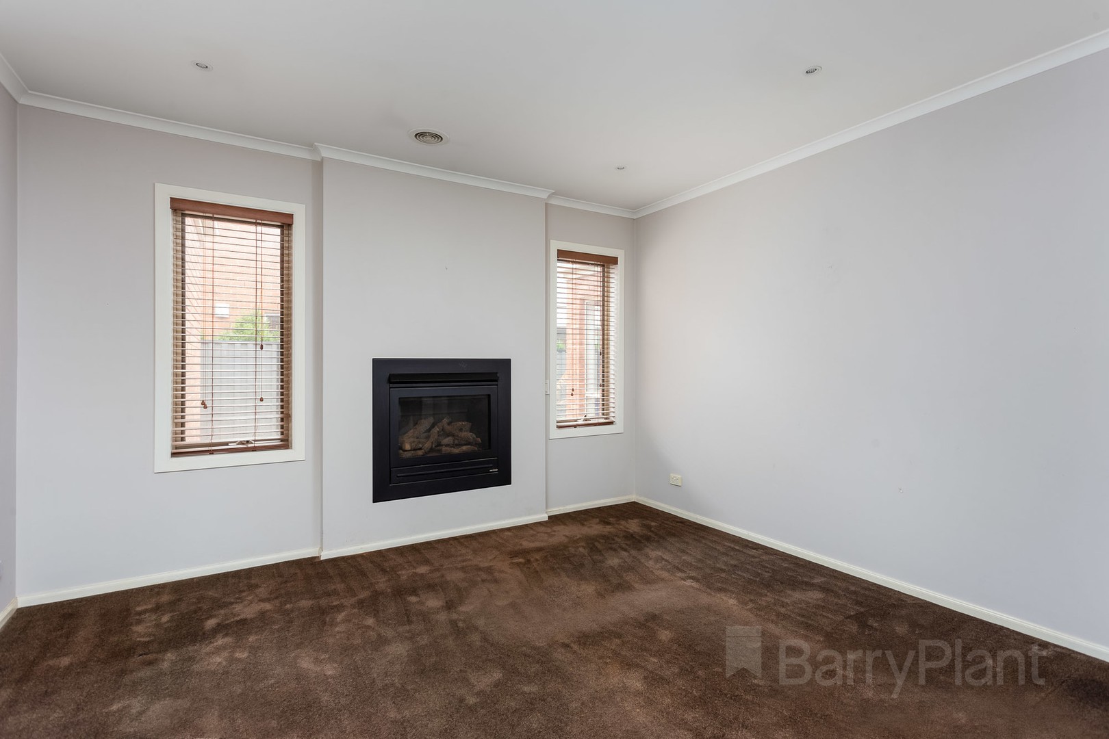 25 Juniper Avenue, Point Cook, VIC 3030, Point Cook - Thumbnail 2
