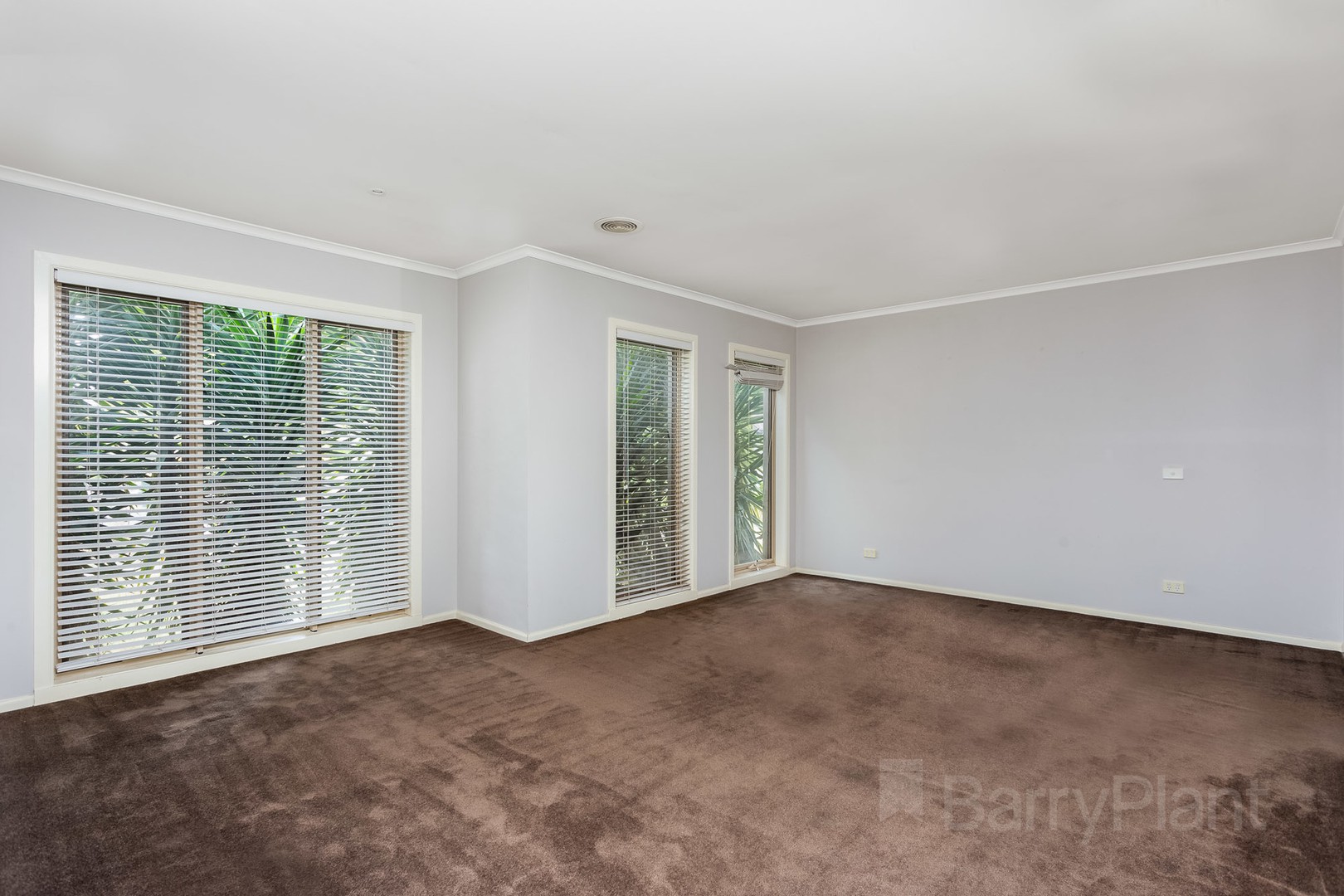 25 Juniper Avenue, Point Cook, VIC 3030, Point Cook - Thumbnail 3