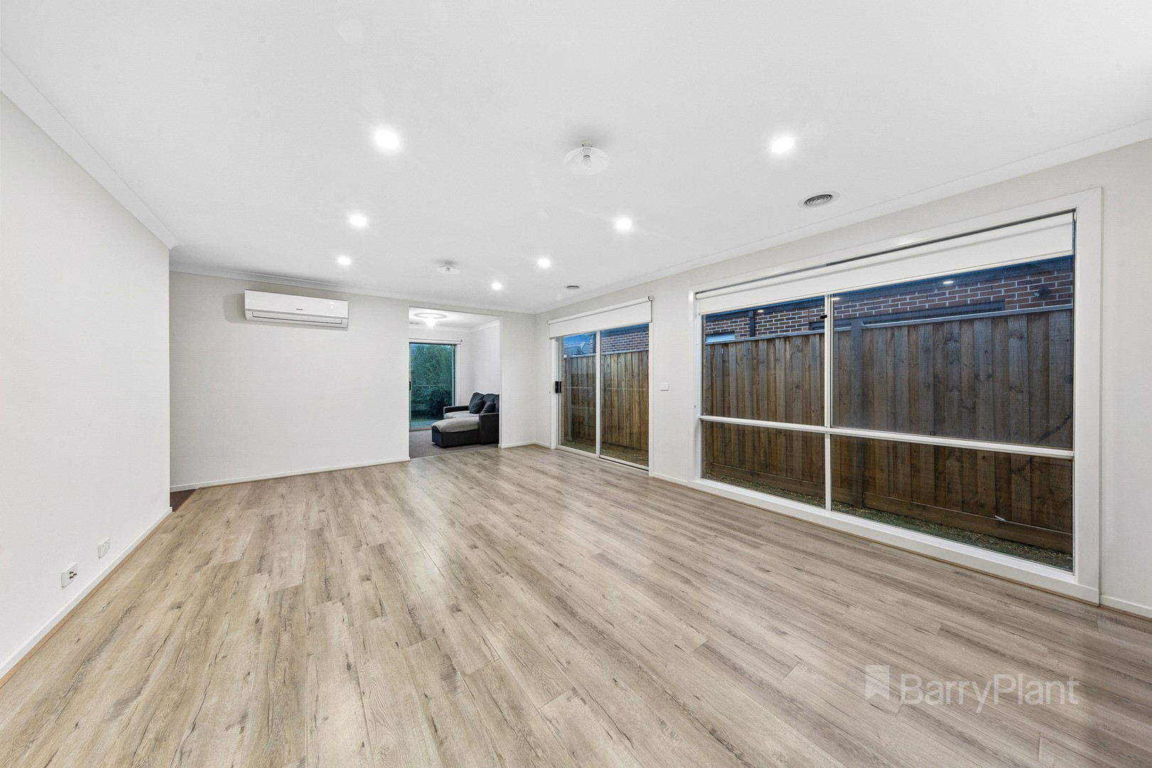 25 Kalinda Avenue, Deanside, VIC 3336, Deanside - Thumbnail 4