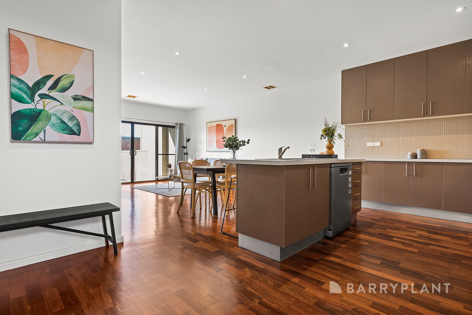 25 Knoll Walk, Epping, VIC 3076, Epping - Thumbnail 4
